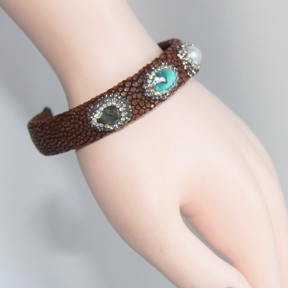 Stingray Pearl, Turquoise, Labradorite Cuff